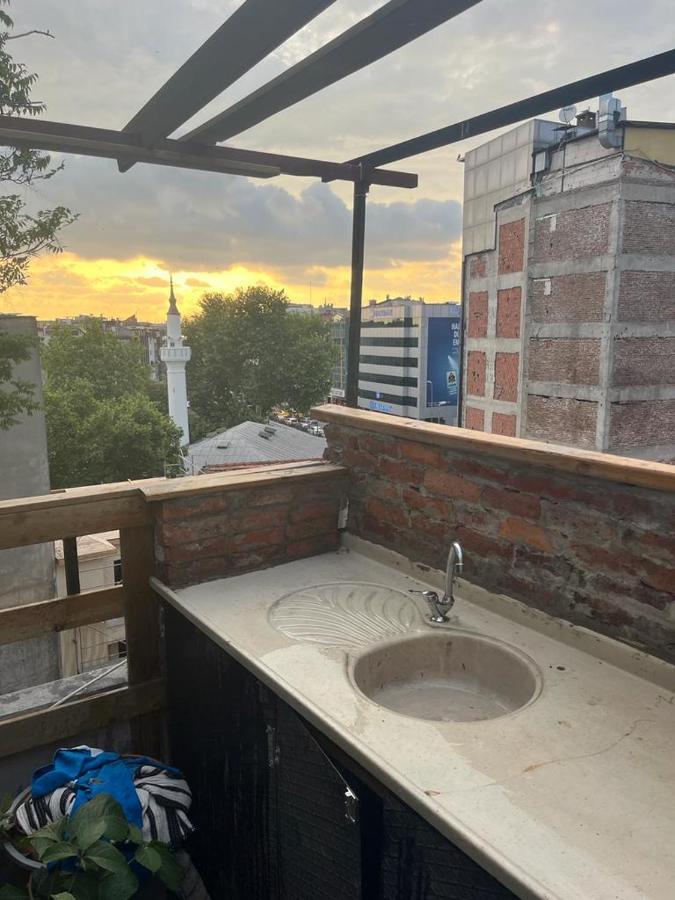 Central Apartment Kadikoy Terrace Bbq Close 2 Block Ferry Bull Metro Nighlife Κωνσταντινούπολη Εξωτερικό φωτογραφία