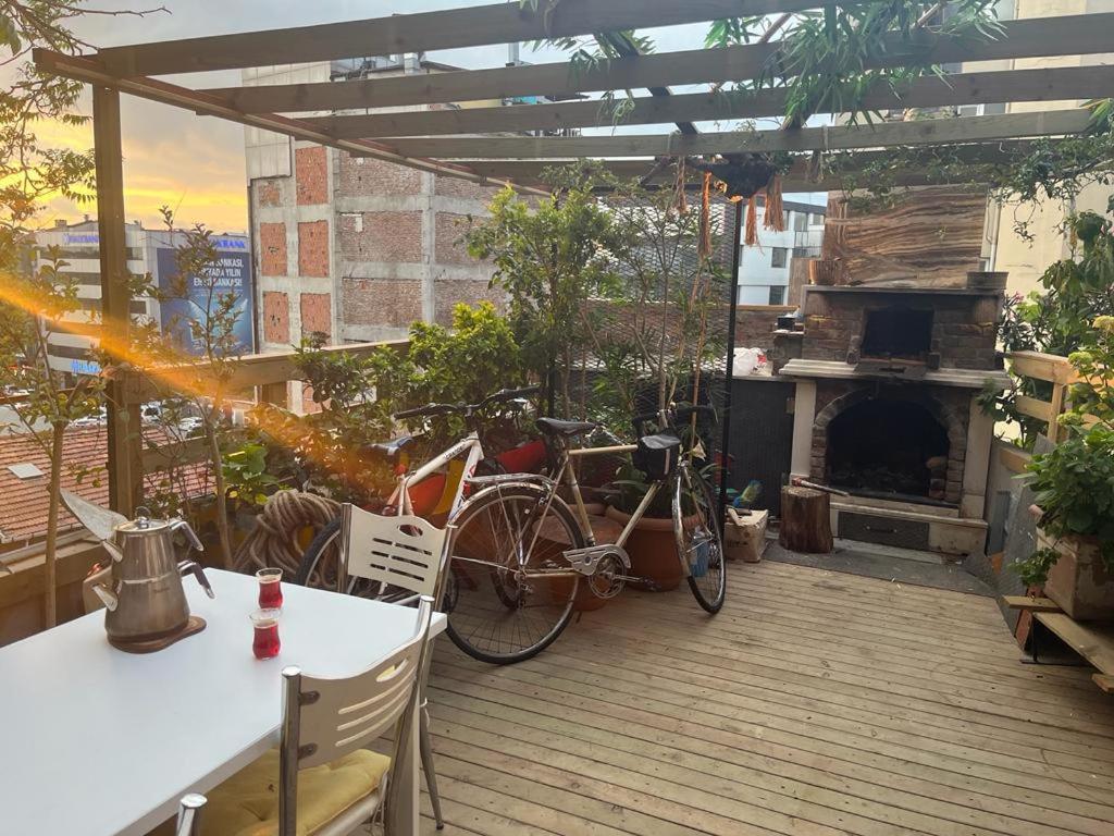 Central Apartment Kadikoy Terrace Bbq Close 2 Block Ferry Bull Metro Nighlife Κωνσταντινούπολη Εξωτερικό φωτογραφία